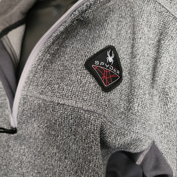 ☆Spyder Gray Jacket☆ - Picture 3 of 4